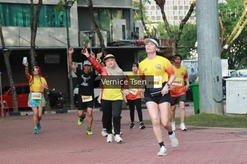 Runner Photo 2650270