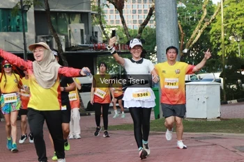 Runner Photo 2650272