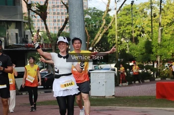 Runner Photo 2650273