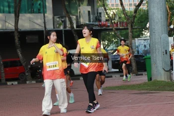 Runner Photo 2650275