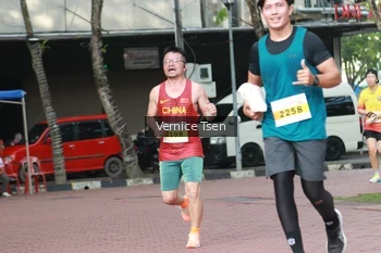 Runner Photo 2650287