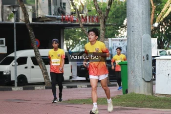 Runner Photo 2650297