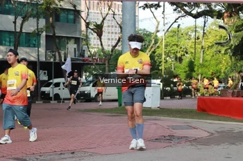Runner Photo 2650325