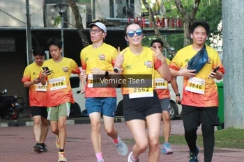 Runner Photo 2650335