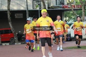 Runner Photo 2650341