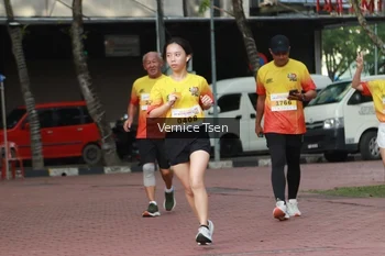 Runner Photo 2650374