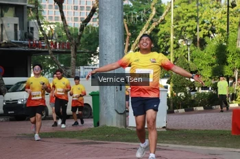 Runner Photo 2650378