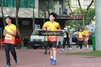 Runner Photo 2650385