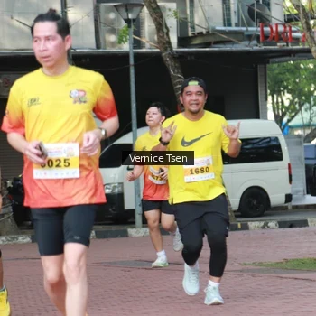 Runner Photo 2650442