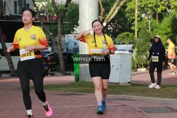Runner Photo 2650604