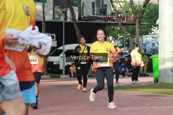 Runner Photo 2650639