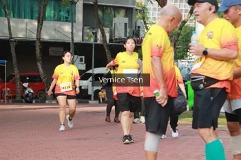 Runner Photo 2650645