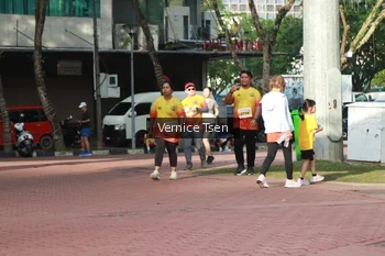 Runner Photo 2650655