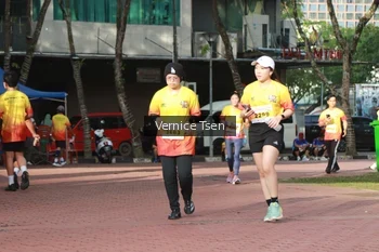 Runner Photo 2650669