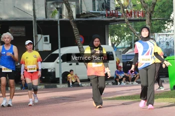 Runner Photo 2650678
