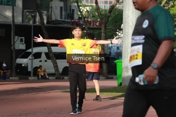 Runner Photo 2650685