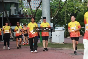 Runner Photo 2650749