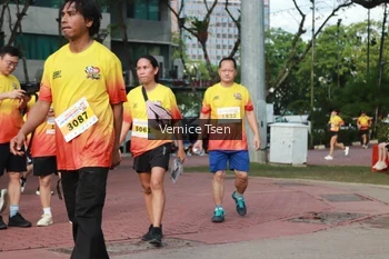 Runner Photo 2650751