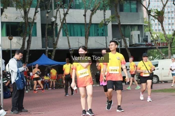 Runner Photo 2650765