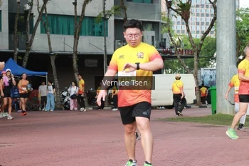 Runner Photo 2650778