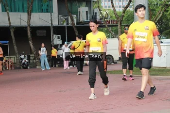 Runner Photo 2650779