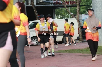 Runner Photo 2650781