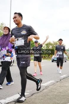 Runner Photo 2658996