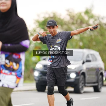 Runner Photo 2671477