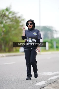Runner Photo 2671646