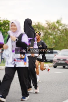 Runner Photo 2671652