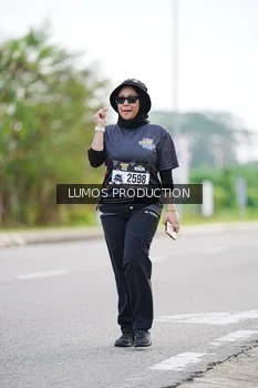 Runner Photo 2671653