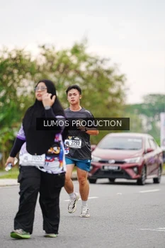 Runner Photo 2671743