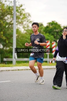 Runner Photo 2671748