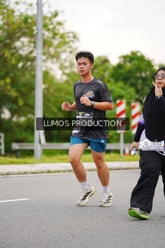 Runner Photo 2671750