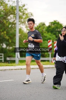 Runner Photo 2671753
