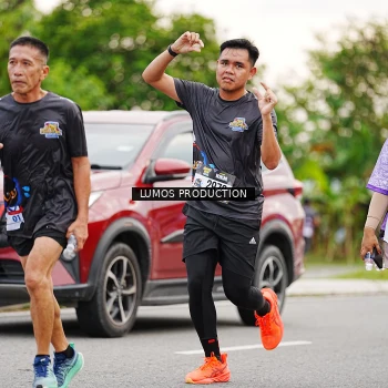 Runner Photo 2672799