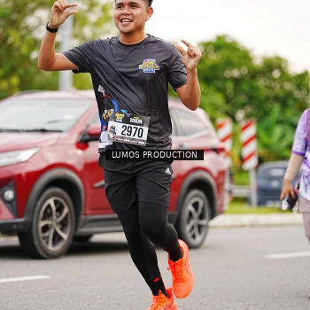 Runner Photo 2672835