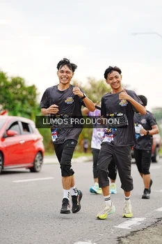 Runner Photo 2672882