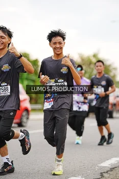 Runner Photo 2672885