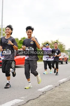 Runner Photo 2672894