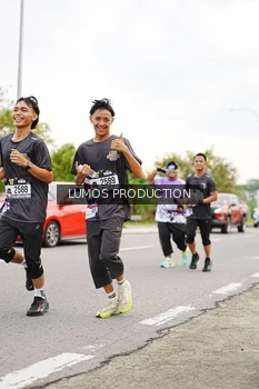 Runner Photo 2672896