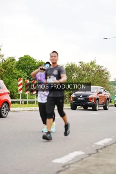 Runner Photo 2672903