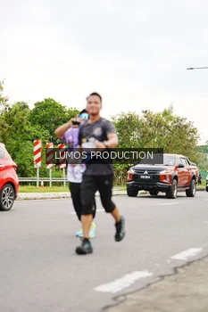 Runner Photo 2672905