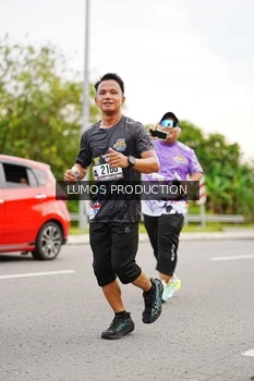 Runner Photo 2672919