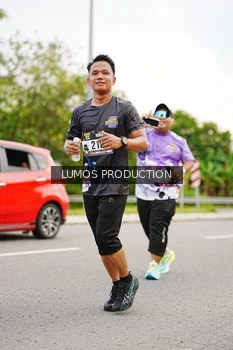 Runner Photo 2672921
