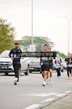 Runner Photo 2672937
