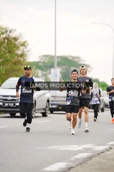 Runner Photo 2672941