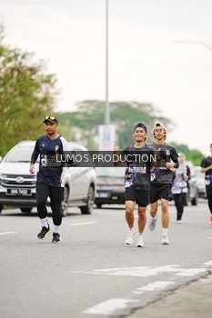 Runner Photo 2672943