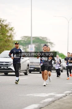 Runner Photo 2672945