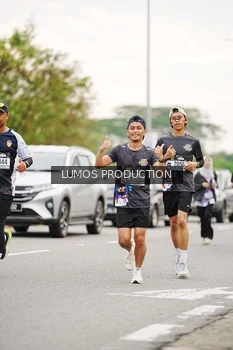 Runner Photo 2672955